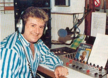  Zanger Johnny White presenteerde op zondagnamiddag tussen 12 en 13 uur een programma bij Radio FLASH Scherpenheuvel. 