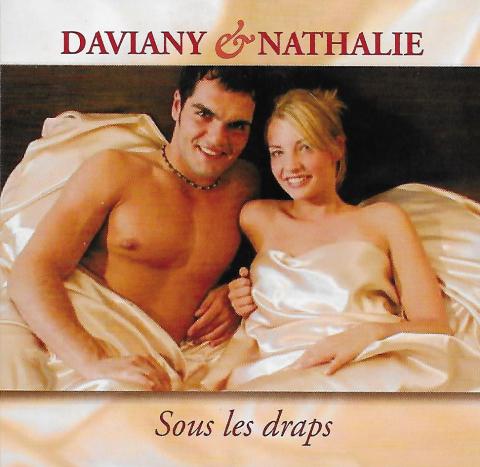 Daviany & Nathalie sous les draps
